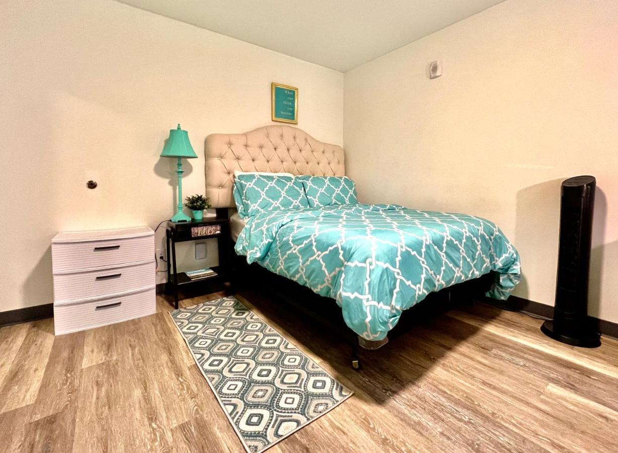 Private Room With Shared Bathroom On The 1St Floor 10 Minutes Walk To University Of Washington 시애틀 외부 사진