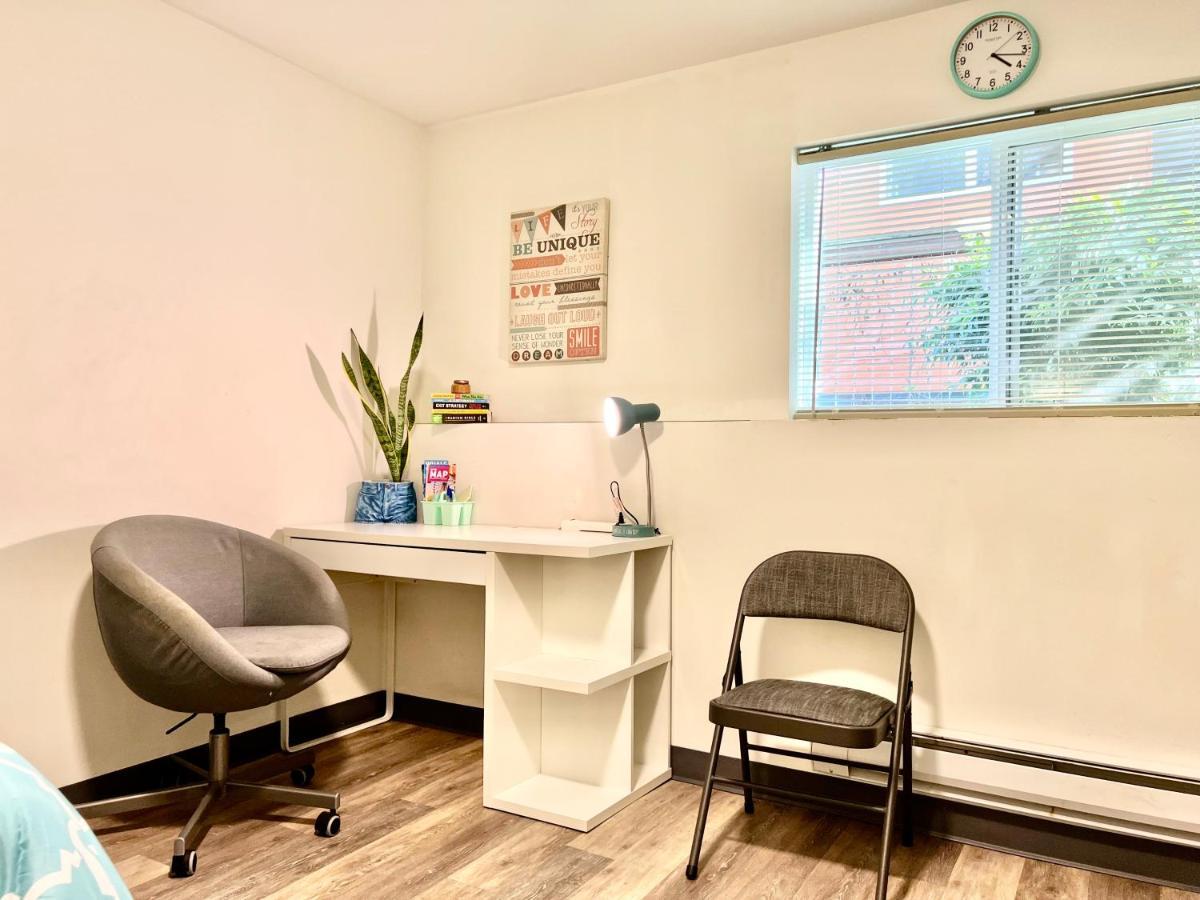 Private Room With Shared Bathroom On The 1St Floor 10 Minutes Walk To University Of Washington 시애틀 외부 사진