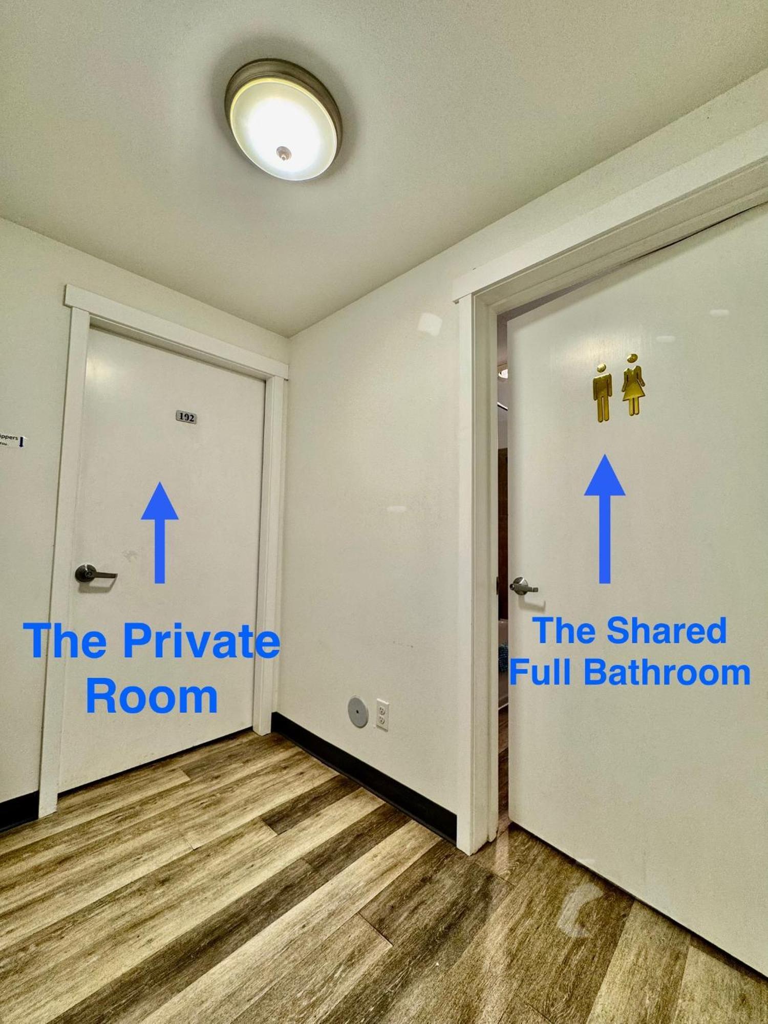 Private Room With Shared Bathroom On The 1St Floor 10 Minutes Walk To University Of Washington 시애틀 외부 사진